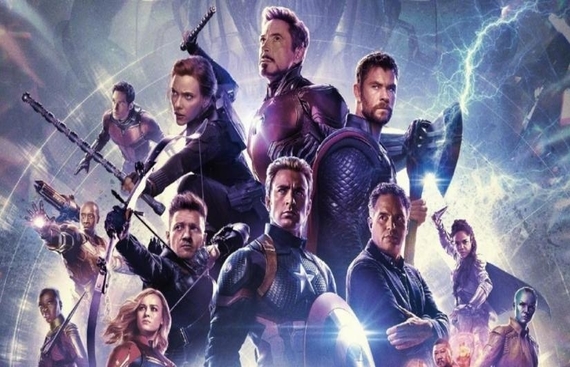Robert posts 'flashback' image of entire 'Avengers' team
